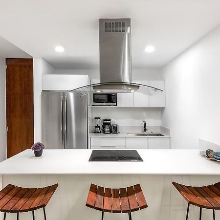 Trendy 1 Bedroom Apartment In Cruz Con Mar Brand New Building Playa del Carmen Kültér fotó